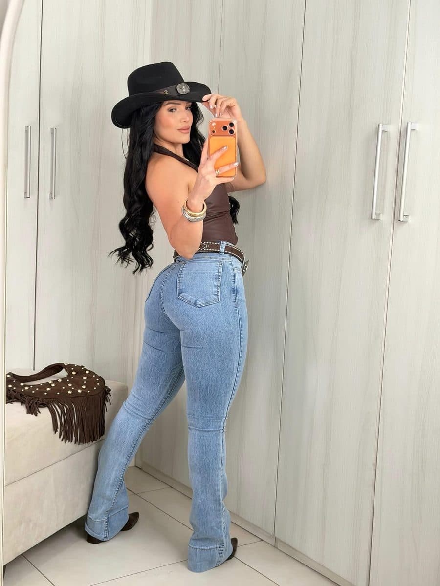 Calça Jeans Pantalona Amour
