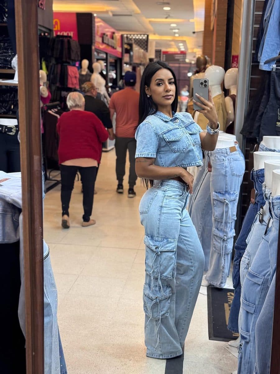 Calça Jeans Reta Velvet